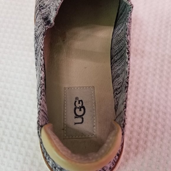 UGG Australia Women's Sammy Slip On Sneakers Shoes Black/Gray Size 8 - Picture 5 of 7
